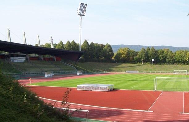 das derzeit oft leere Parkstadion... das derzeit oft leere Parkstadion...