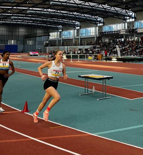 Lisa zum Lauf sieg und guter Platzierung der Hessischen über 800m