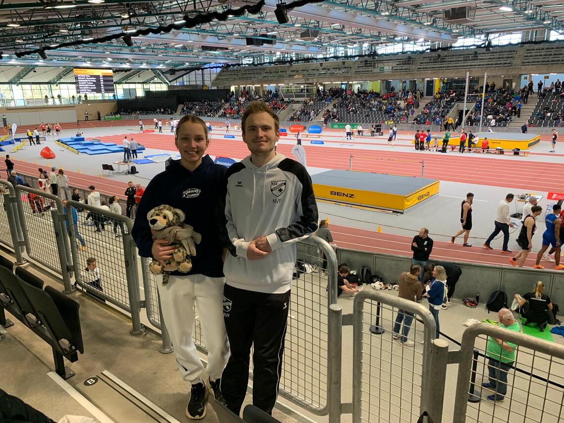 Lisa und Nick in der Europa Halle Karlsruhe bei den SD Meisterschaften Lisa und Nick in der Europa Halle Karlsruhe bei den SD Meisterschaften