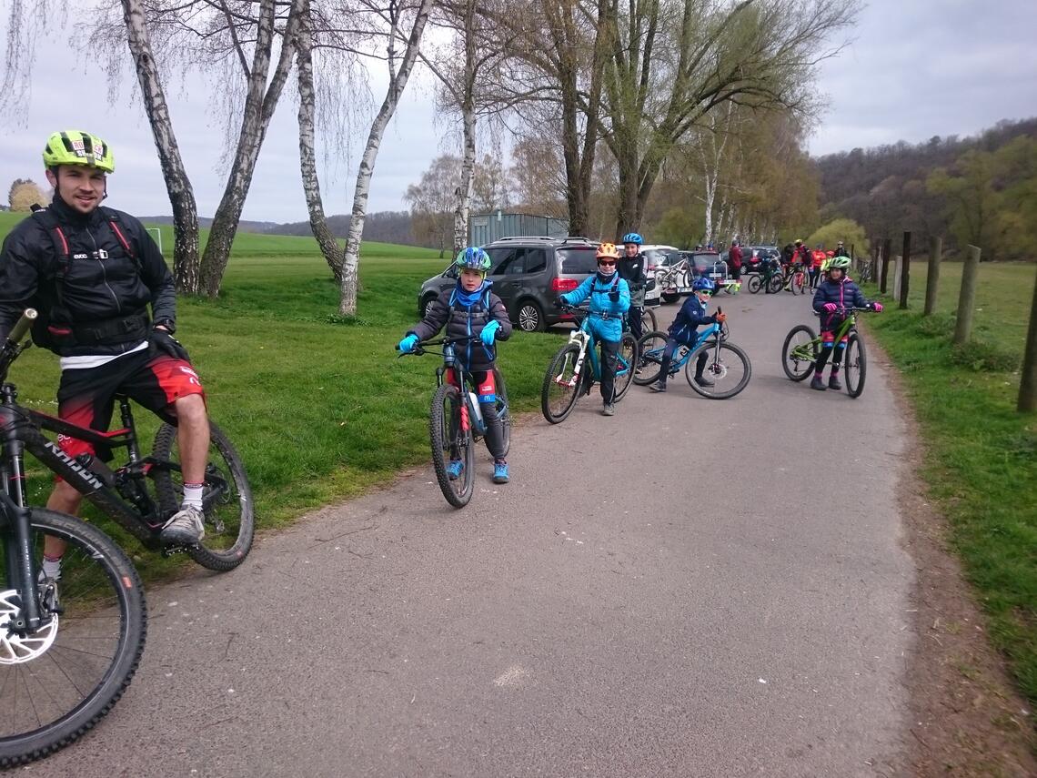 Eike führt die 1. Gruppe an Eike führt die 1. Gruppe an