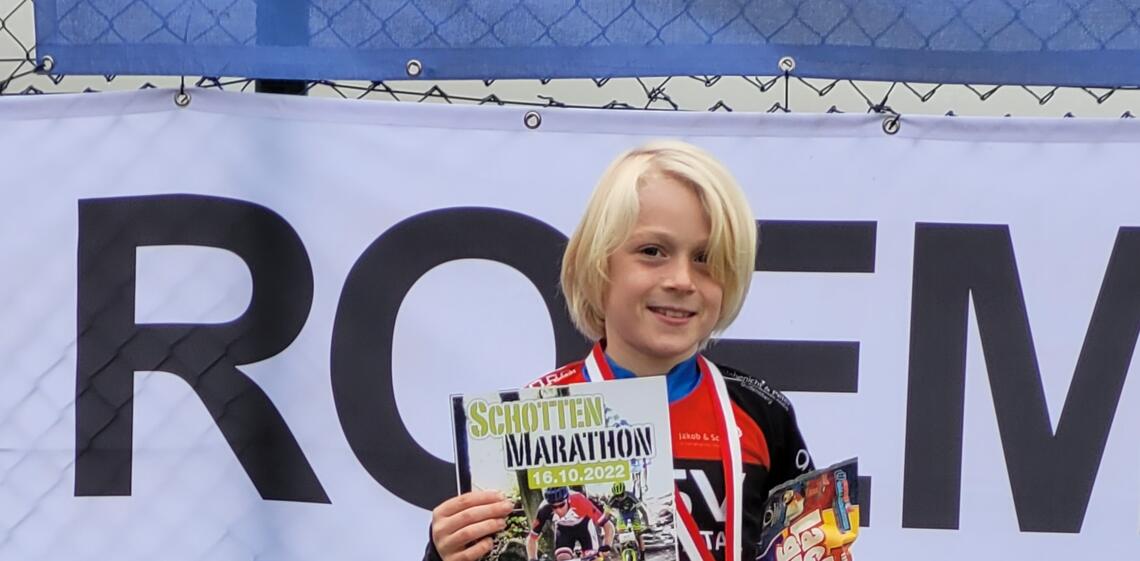 Maximilian verdient auf Platz 1 Maximilian verdient auf Platz 1