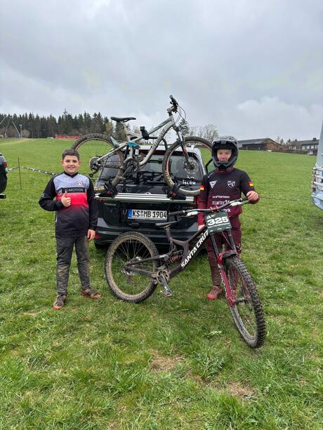  Noah und Mattis beim ersten Lauf in Olpe