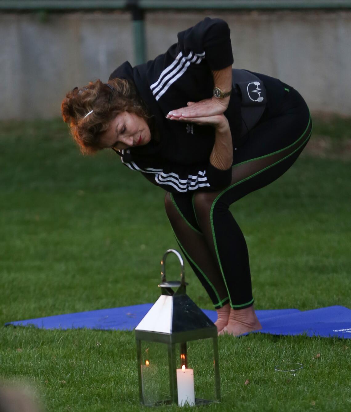 Mondscheinyoga am Baunsberg Mondscheinyoga am Baunsberg