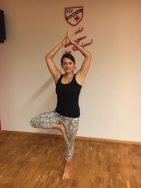 Anna KSV Baunatal Yogabaum